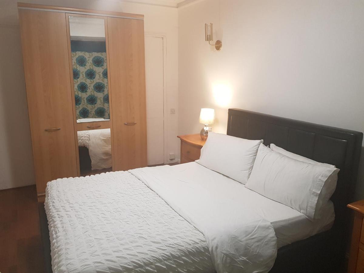 Family Lodge, Princess Lodge, Executive Lodge, Master'S Lodge إيلفورد المظهر الخارجي الصورة
