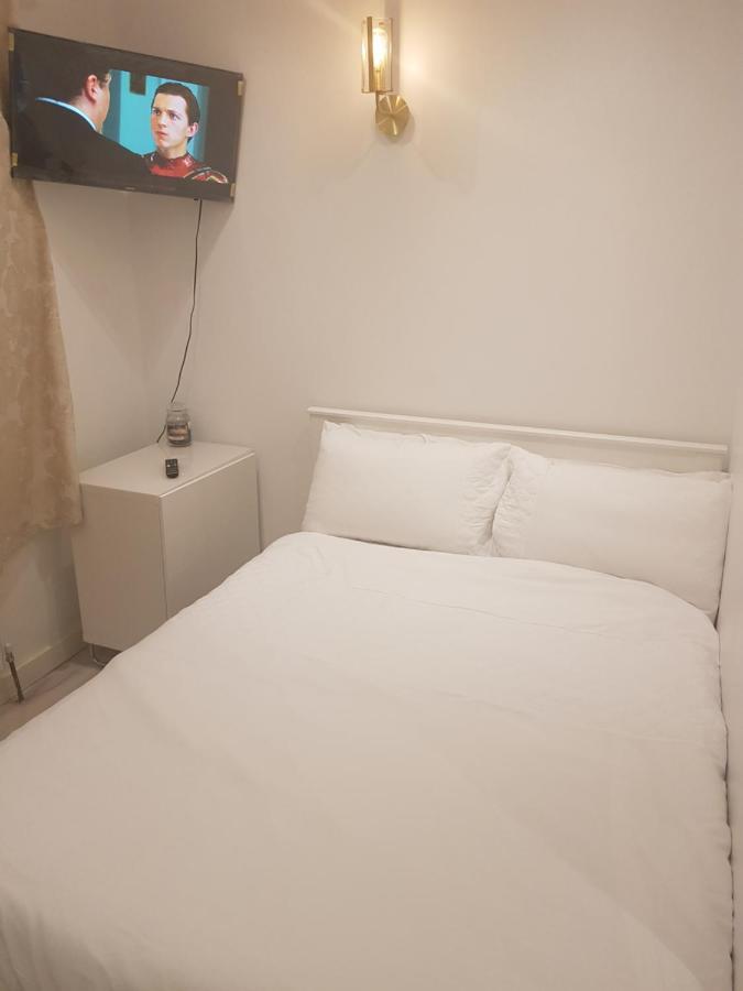 Family Lodge, Princess Lodge, Executive Lodge, Master'S Lodge إيلفورد المظهر الخارجي الصورة