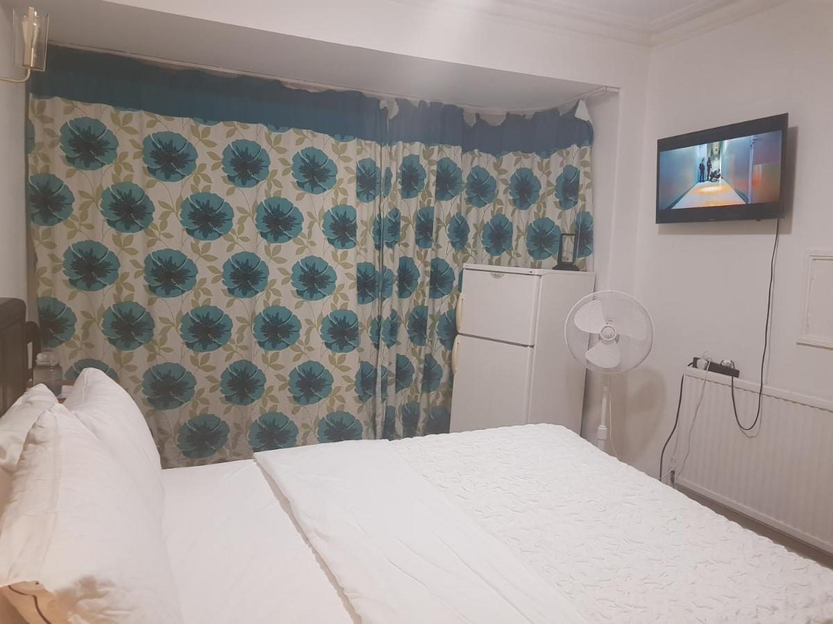 Family Lodge, Princess Lodge, Executive Lodge, Master'S Lodge إيلفورد المظهر الخارجي الصورة
